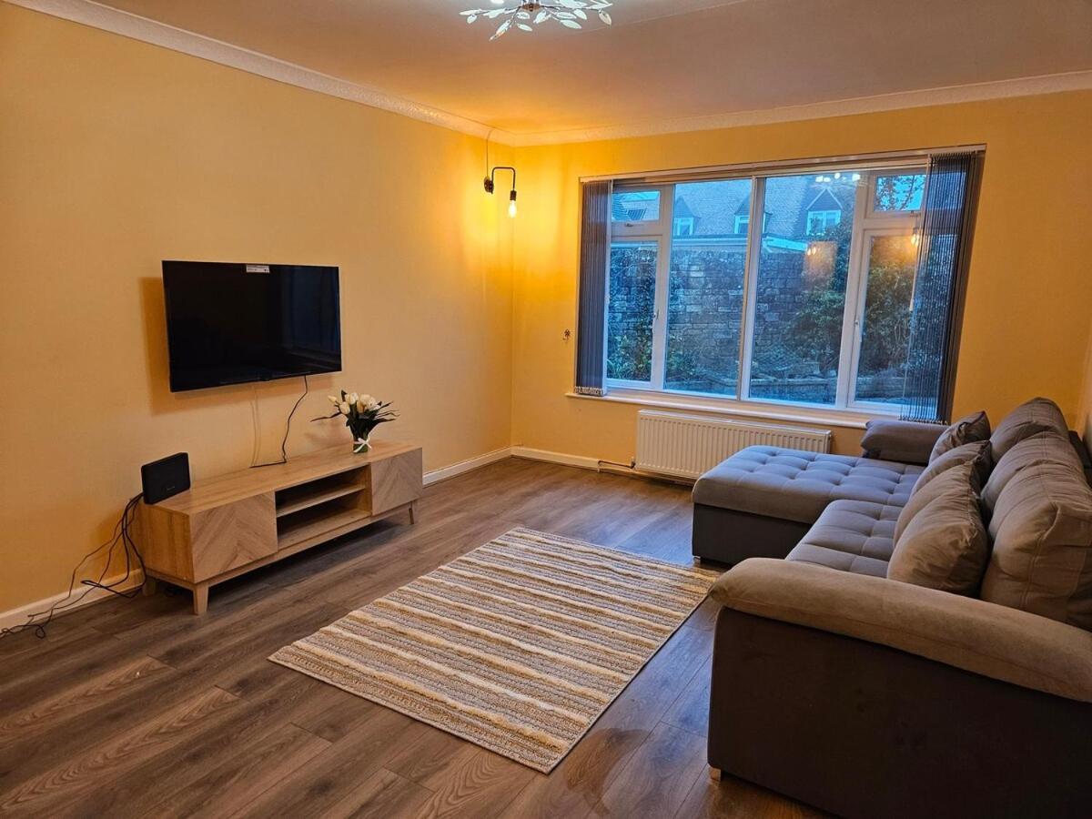 Clover Crest - 2-Bedroom House بورتون أُنذ ووتر المظهر الخارجي الصورة